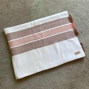 Morrow soft goods Throw blanket